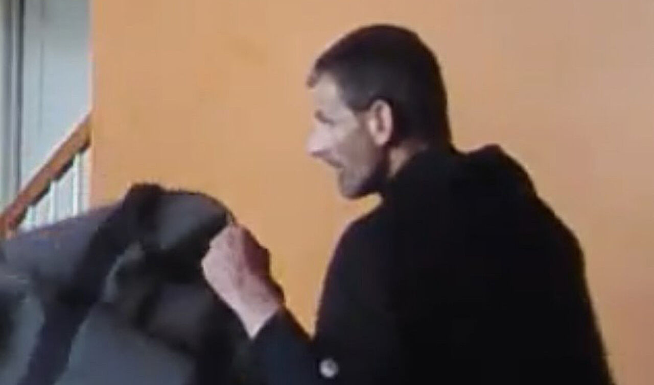 Police asking for public's help to find southern Indiana burglar